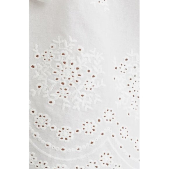 WAYF Camilla Eyelet Embroidered White Cotton Top SZ S NEW - Picture 6 of 6